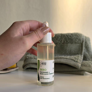 Siero Niacinamide e Micro Alghe Fermentate - Azione Sebo-Regolatrice VERDE